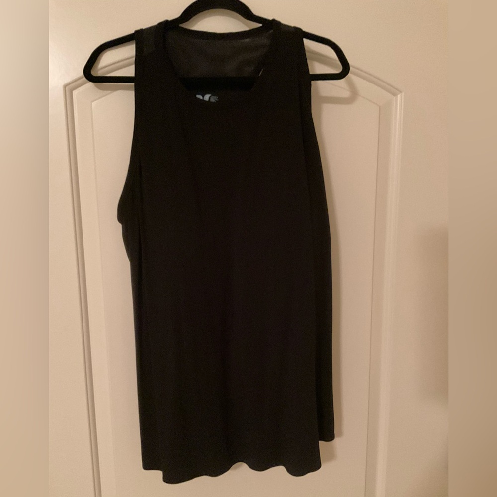 SheBird (size 9) Freedom Racerback Tank w/Built-In Bra